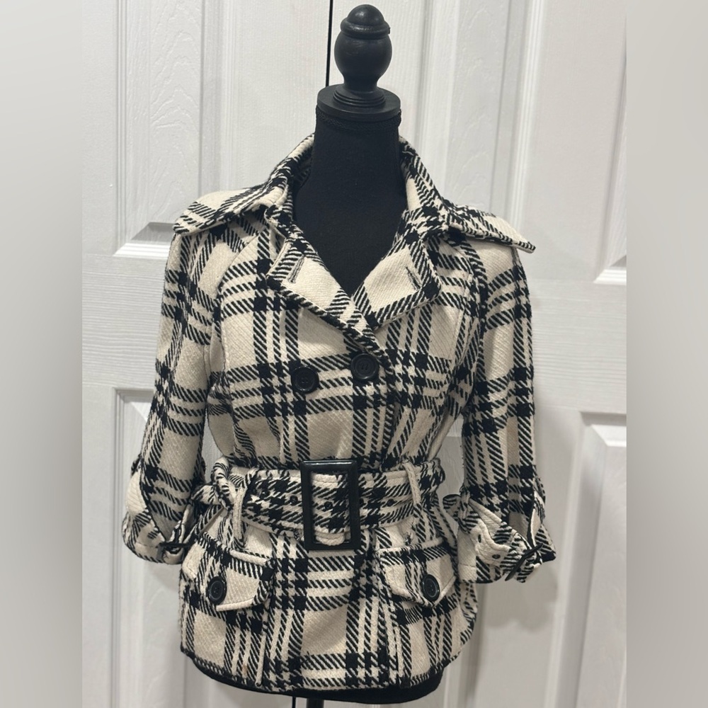 JOU JOU VTG  WOOL BLEND BLACK & WHITE  PLAID PEACOAT
PEACOAT SIZE S